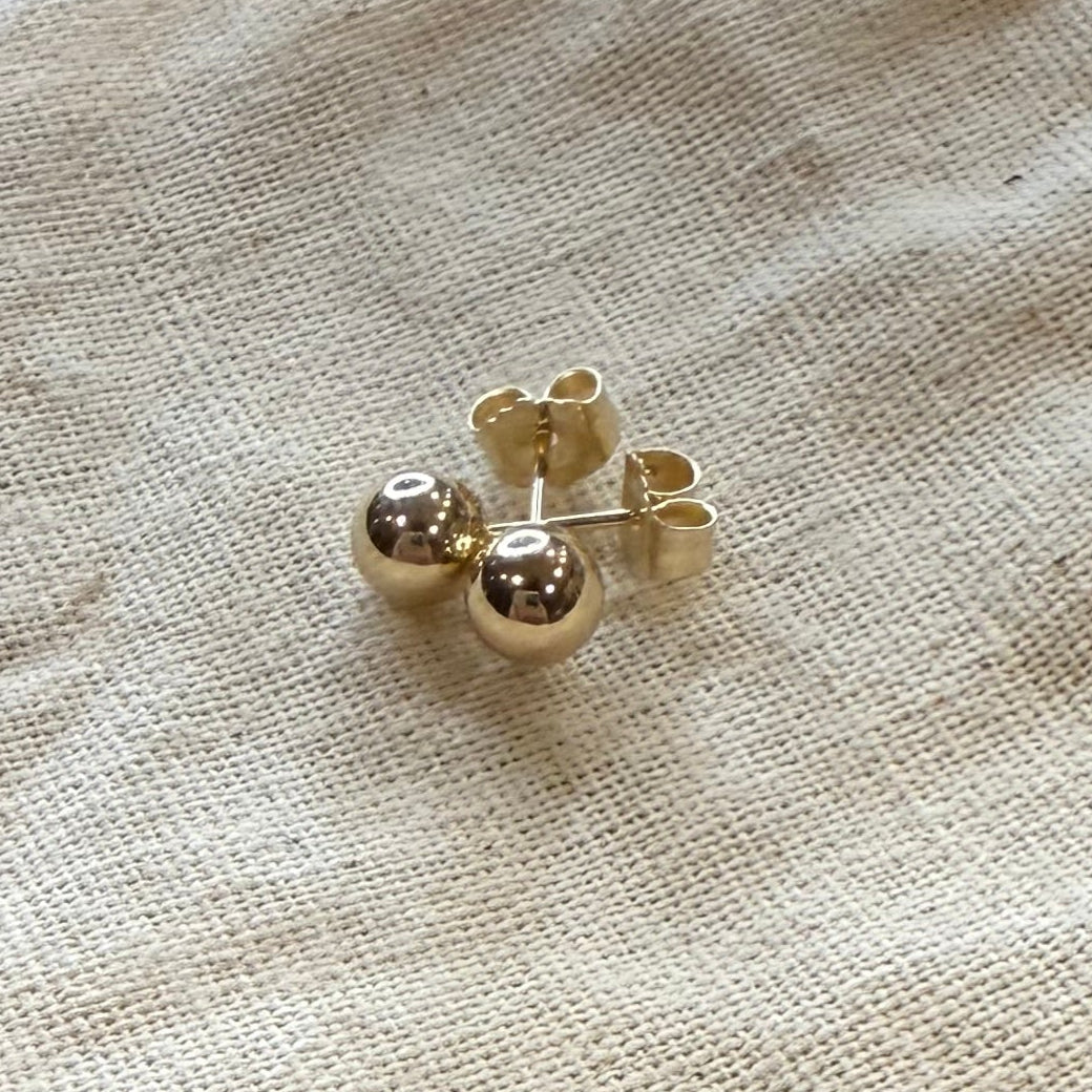 14KY 4mm Ball Stud Earring