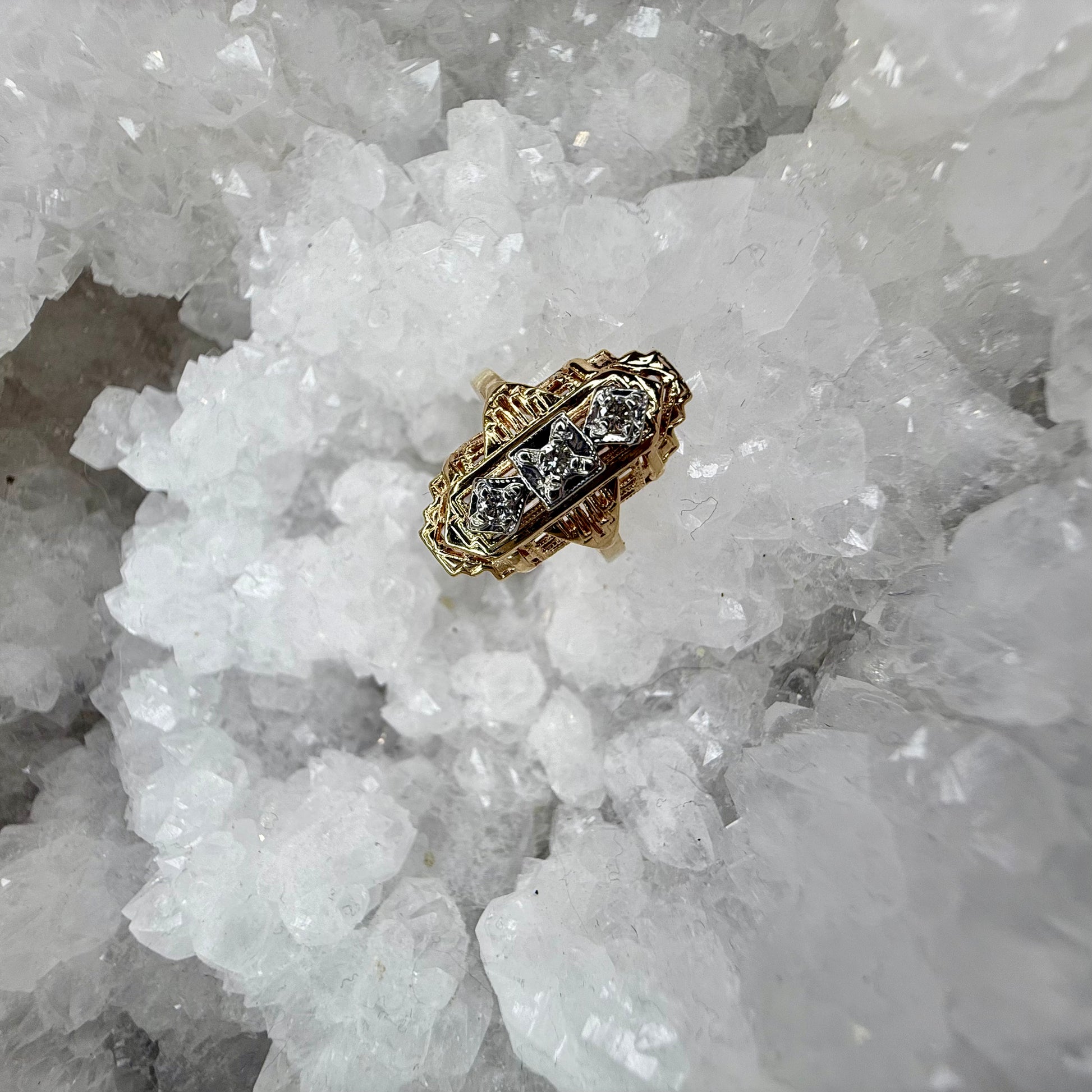 Estate Art-Deco Diamond Ring