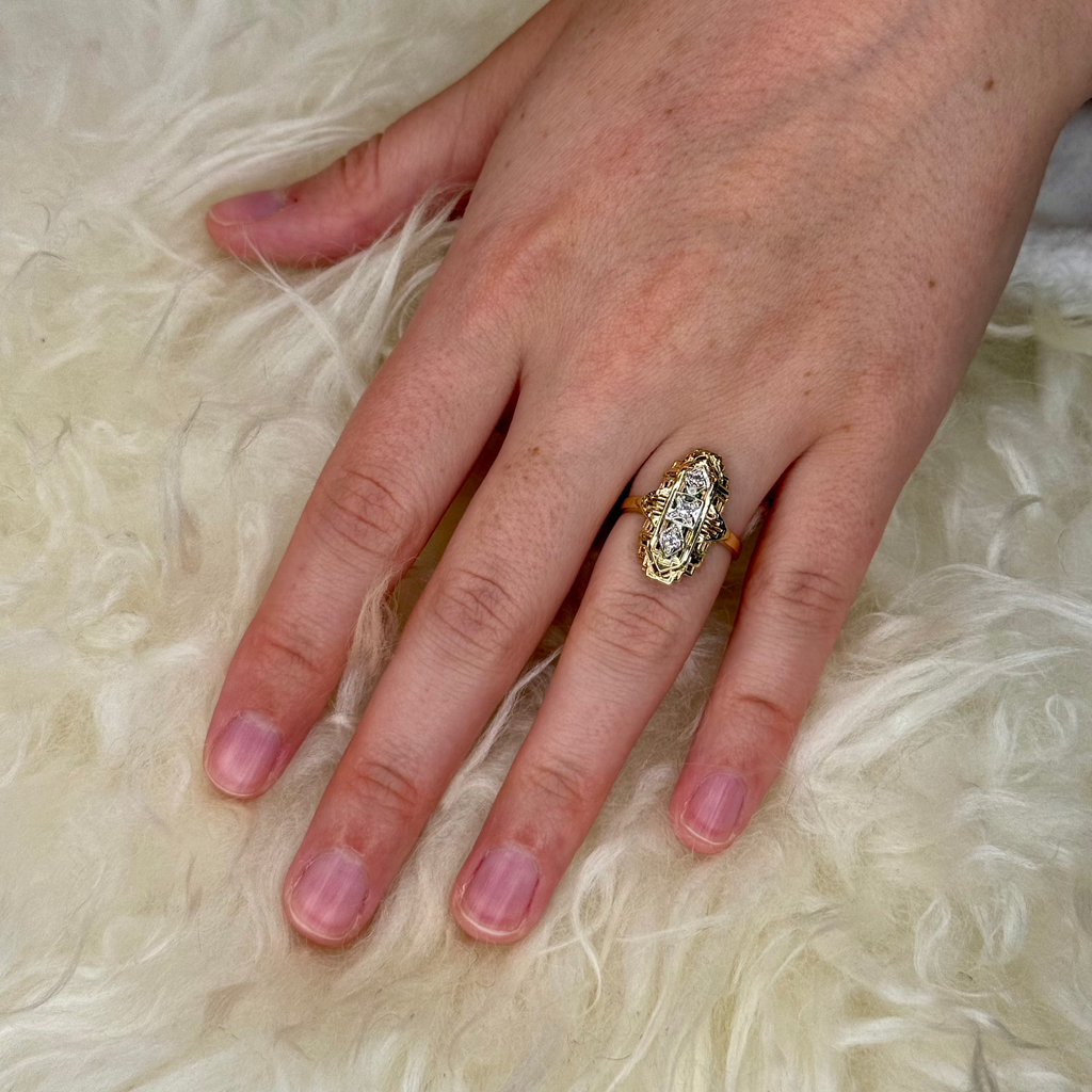 Estate Art-Deco Diamond Ring