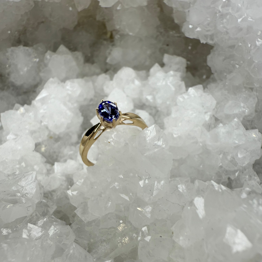 Estate Oval Tanzanite Ring